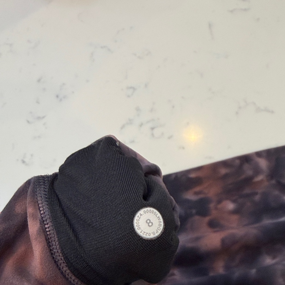 lululemon athletica Tie-Dye Leggings - Black and Brown - Picture 4 of 4
